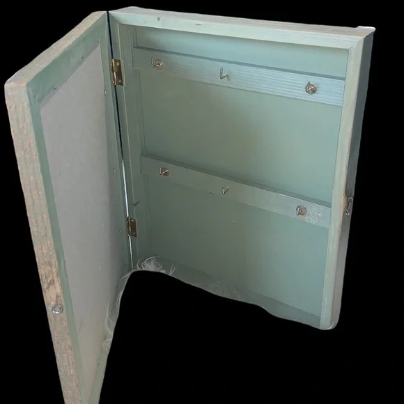 SALE!!! Key cabinet replaceable image. 2 - Picture 3 of 13